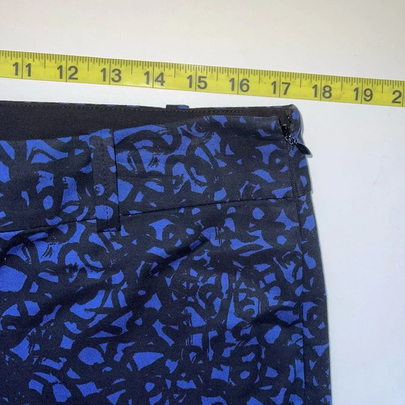 Ann Taylor Chelsea Crop Black & Blue Printed High Rise Pants 10 Women’s - Picture 8 of 13